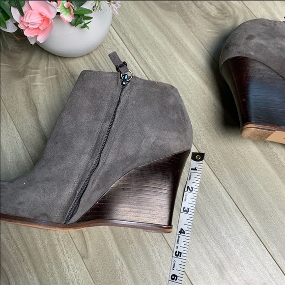 Halogen “Selbi” Grey Suede Wedge Booties - Picture 5 of 6